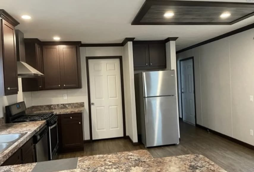 Building Photo - 152 W Orleans Ct