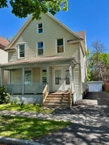Building Photo - 140 Benton St