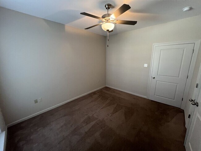 Building Photo - Cozy 3BR/2BA Home in Copper Oaks – Move-In Ready!