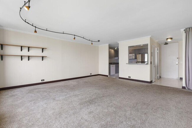 Building Photo - 1 bedroom in Chicago IL 60640
