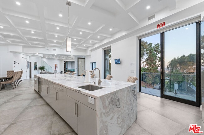 Building Photo - 6181 Temple Hill Dr