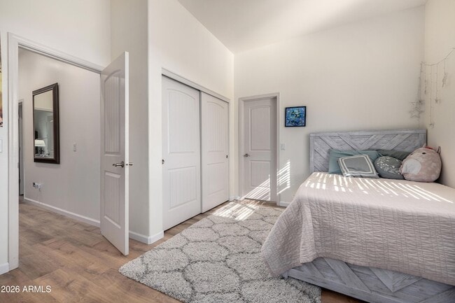 Building Photo - 1415 W Lavitt Ln