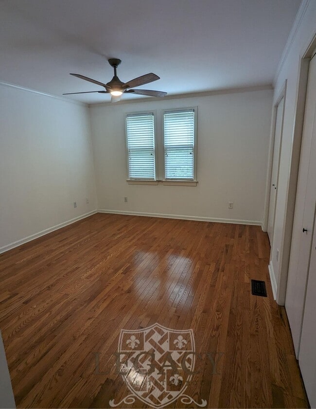 Building Photo - 1101C Biltmore Dr