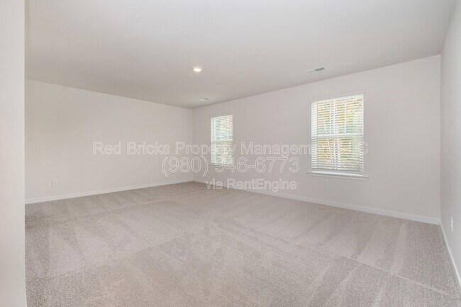 Building Photo - 5250 Reedy Rdg Rd