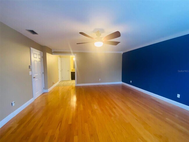 Building Photo - 3838 Regents Way