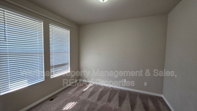 Building Photo - 9638 Vistas Park Dr