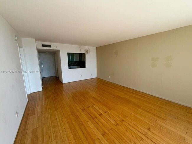 Building Photo - 13499 Biscayne Blvd