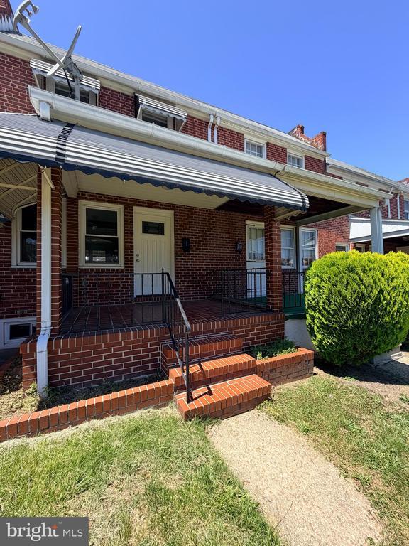 Building Photo - 7058 Eastbrook Ave