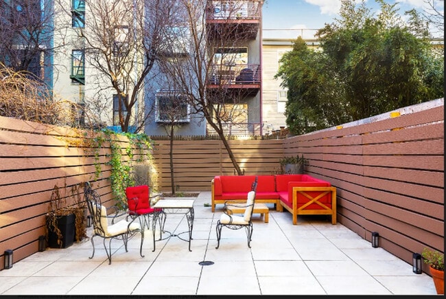 Building Photo - 112 W 118th St