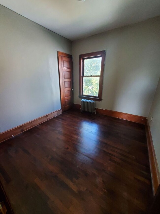 Building Photo - 2347-2349 S 10th St. (Duplex)