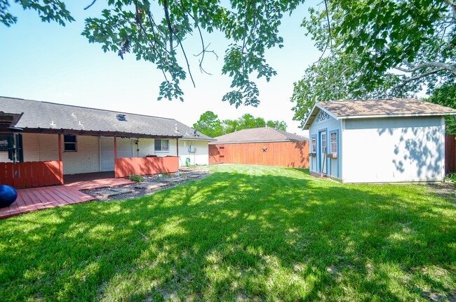 Building Photo - 12123 Ryewater Dr