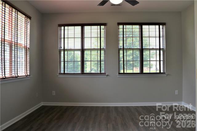 Building Photo - 1218 Haden Dr