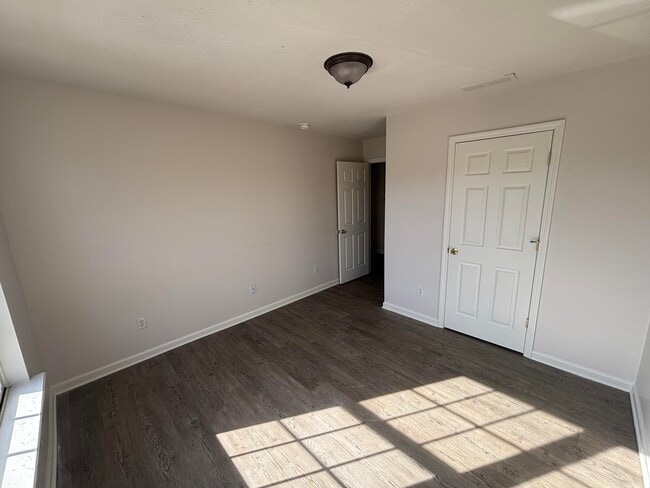 Building Photo - 312 Parker Pl