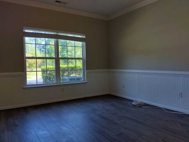 Building Photo - Condo in Braemar Creek! Available NOW!