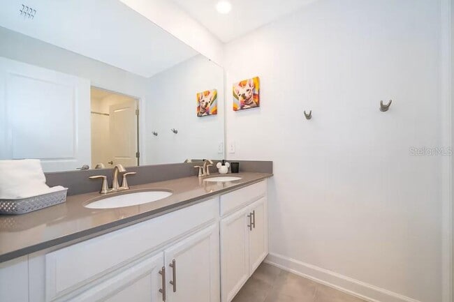 Building Photo - 1110 Kingsbarn St