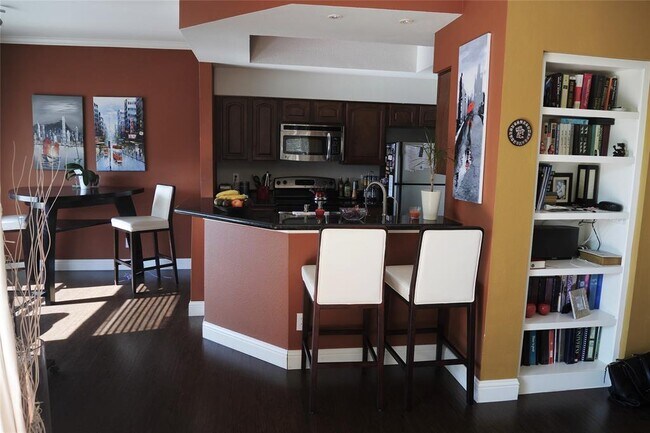 Building Photo - 6000-22 Shepherd Mountain Cove