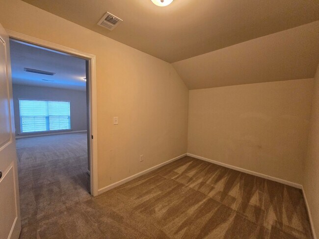 Building Photo - 1760 Musket Trail