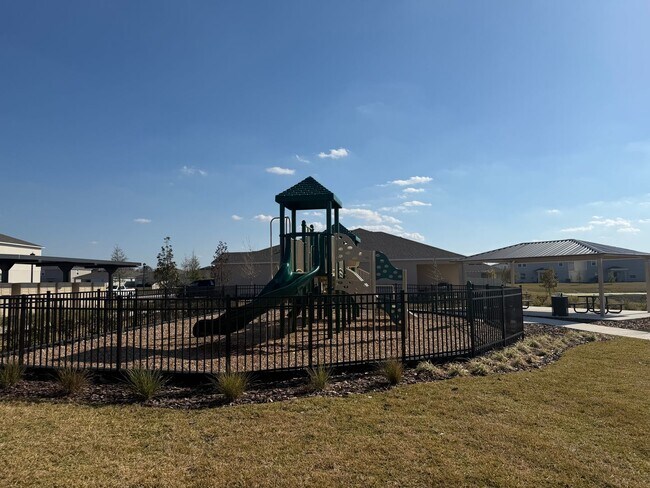 Building Photo - For Rent in Westview Kissimmee 4 Bedroom Home