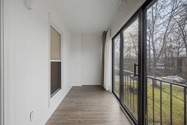 Building Photo - 116 Harding Pl