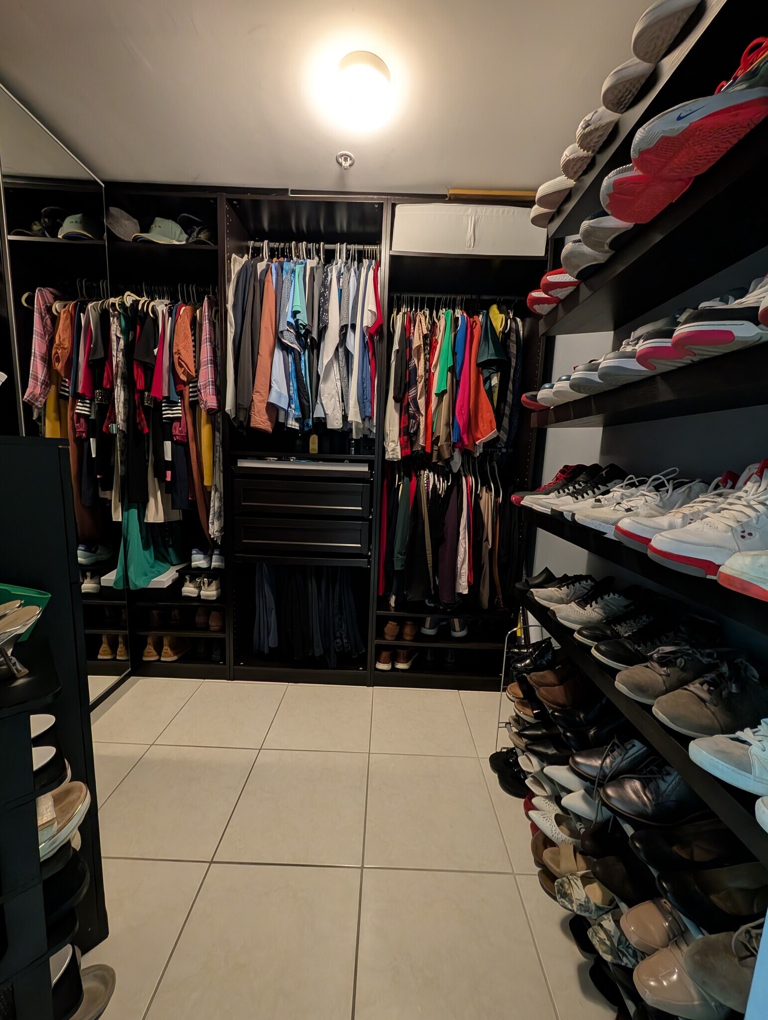 Primary Bedroom Walk-In Closet - 2001 Biscayne Blvd