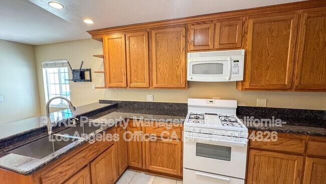 Building Photo - 4308 166th St