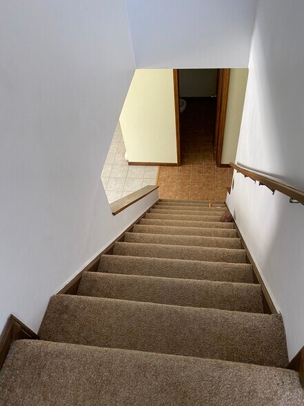 Building Photo - 988 Taft Ave