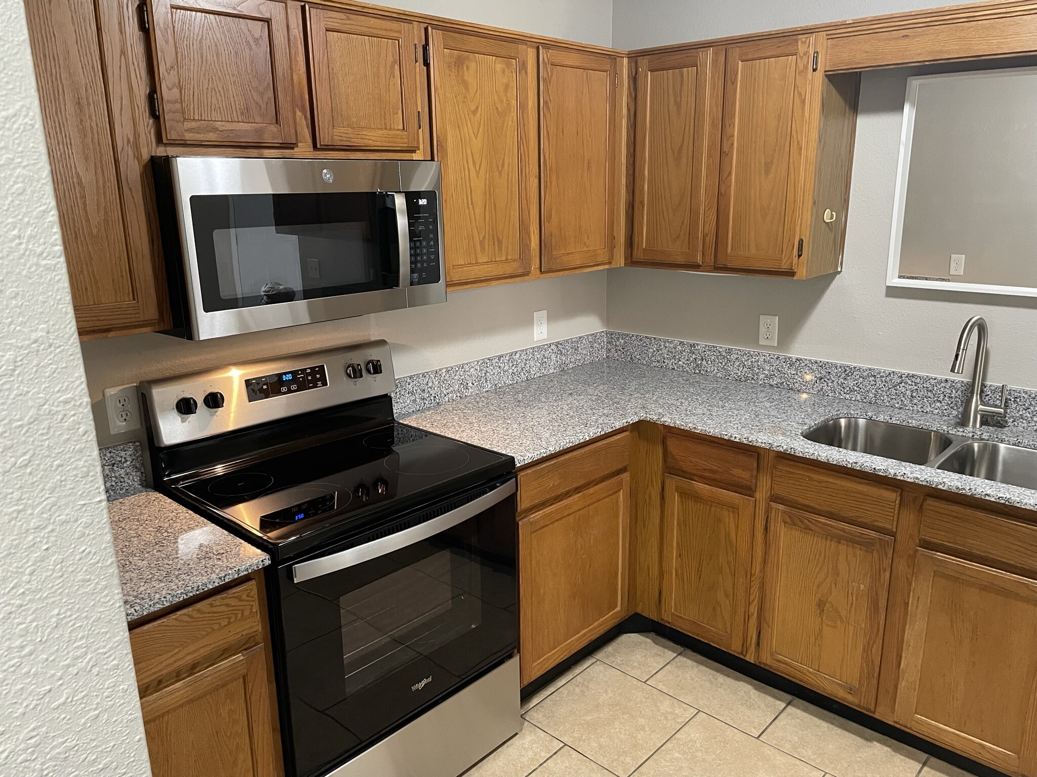 Kitchen - 1382 N Dawn Dr