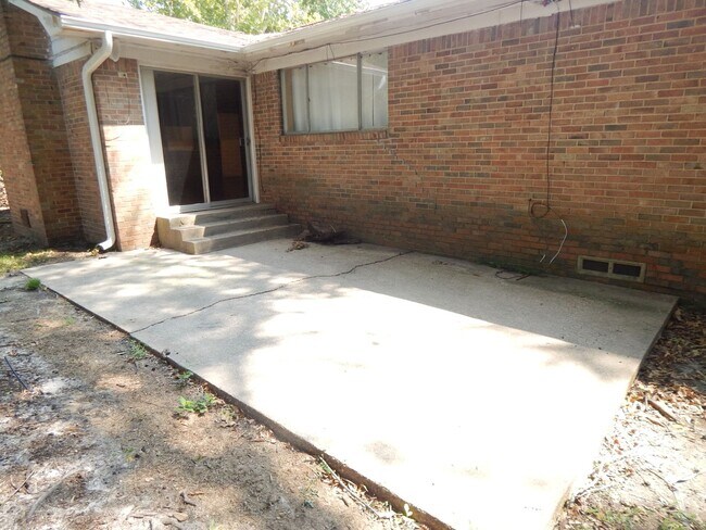 Building Photo - Spacious 3 Bedroom, 2 Bath Home in Tyler!