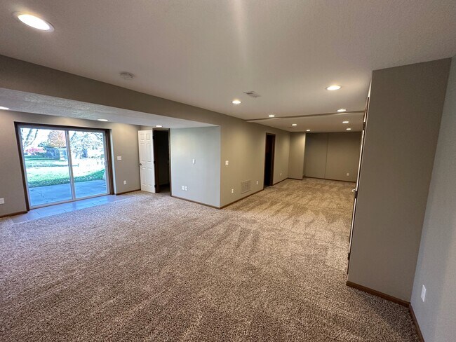 Finished LL family with walkout - 1226 Cherry Pky