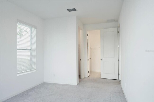 Building Photo - 12935 Gabor Ave