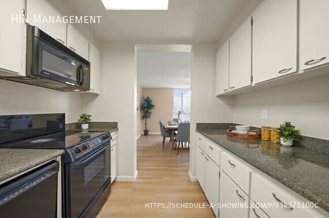 Building Photo - 3909 Stevenson Blvd