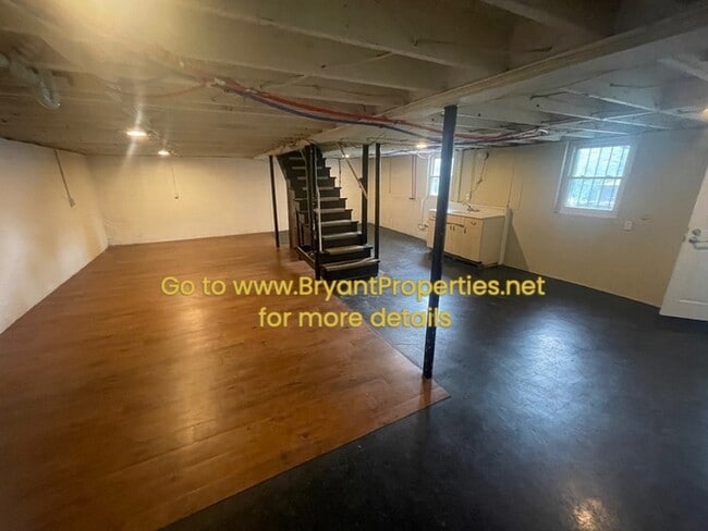 Building Photo - Nashville - Woodbine Area - 3 Bedrooms- I ...