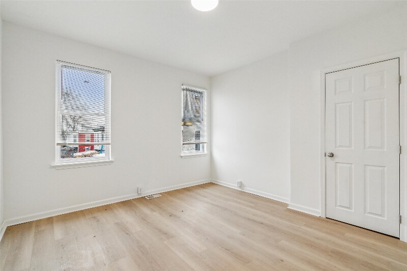 Building Photo - 2509 N Sartain St