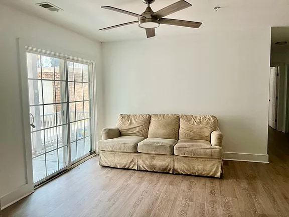 Building Photo - 7111 Porcher Dr