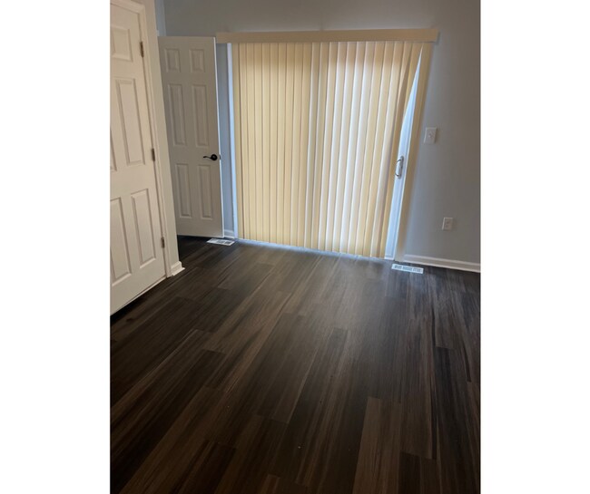 Building Photo - 2430 Potterfield Rd