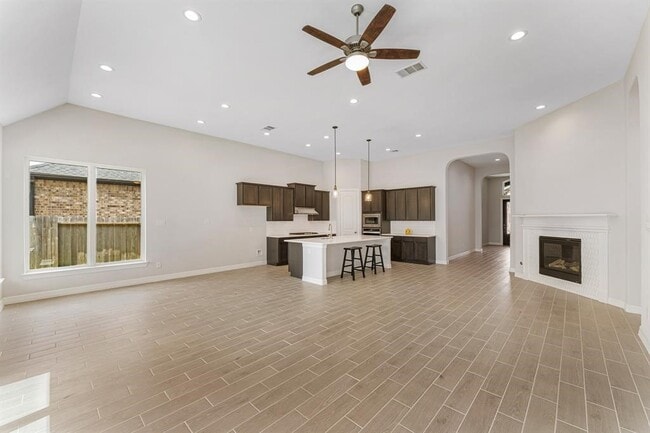 Building Photo - 2311 Jitterbug Ln