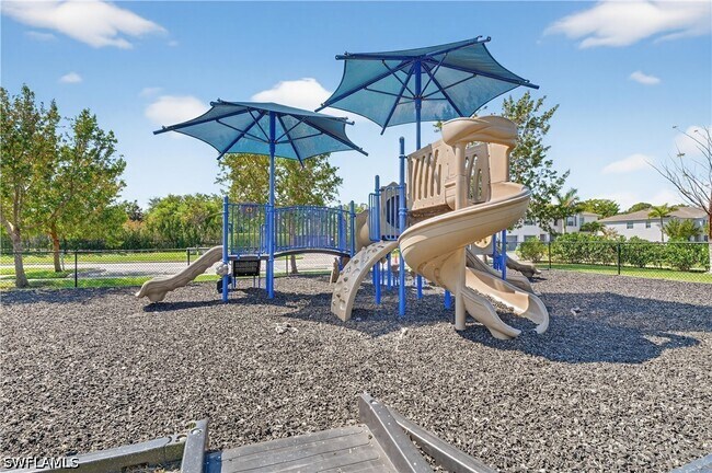 Building Photo - 15396 Wildflower Cir