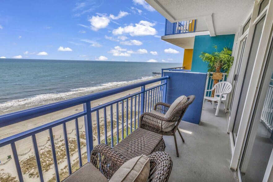 Building Photo - 1700 N Ocean Blvd