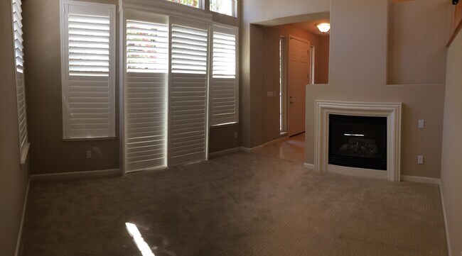 Building Photo - 4057 Crandall Cir