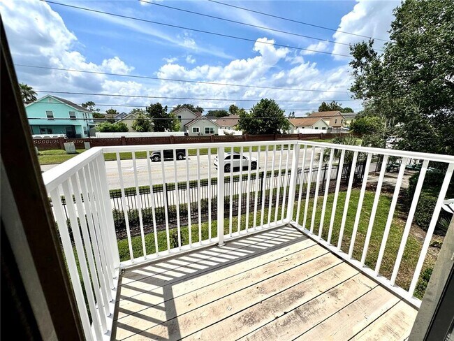 Building Photo - 3243 W Fox Squirrel Dr
