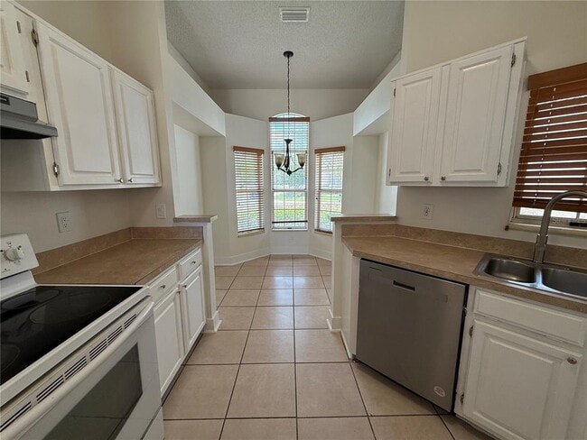 Building Photo - 14457 Mandolin Dr