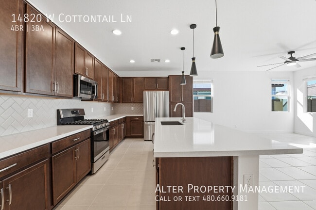 Building Photo - 14820 W Cottontail Ln