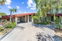 Building Photo - 2360 Boulder Bluffs Ct