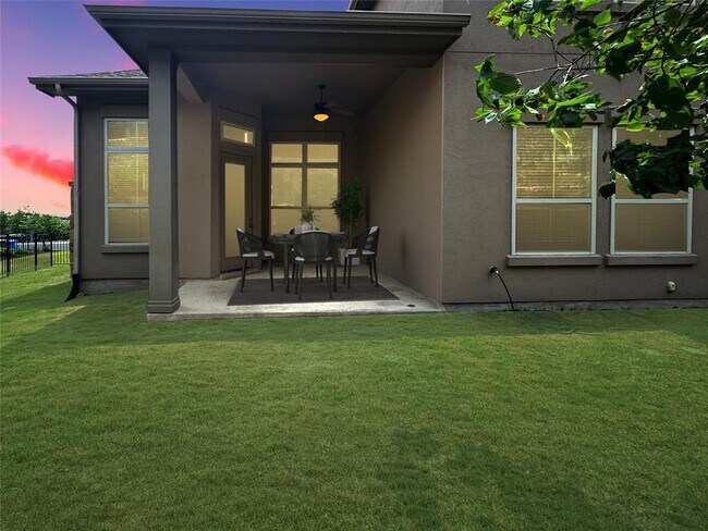 Building Photo - 117 Beneteau Dr