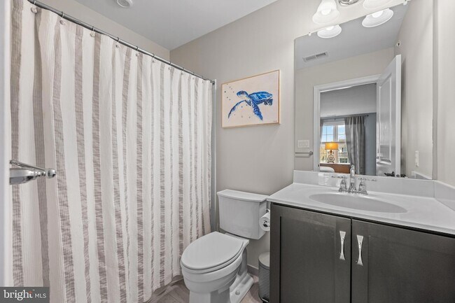 Building Photo - 407 Berlo Ln