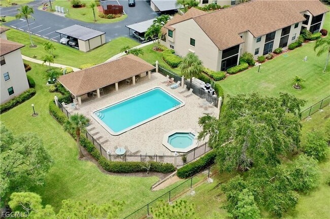 Building Photo - 8445 Charter Club Cir