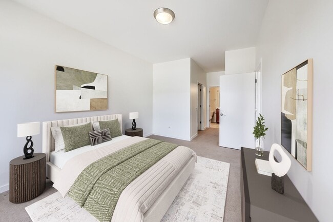 Building Photo - 1155 W Roosevelt Rd