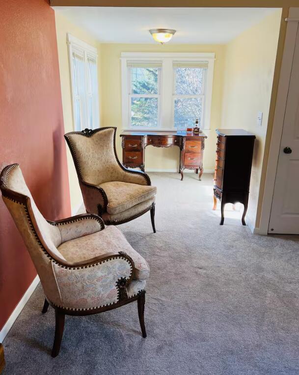 Building Photo - 2853 S Ellen St