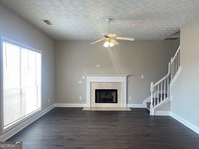 Building Photo - 299 Sheffield Chase