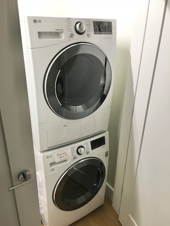 Building Photo - 250 Meridian St